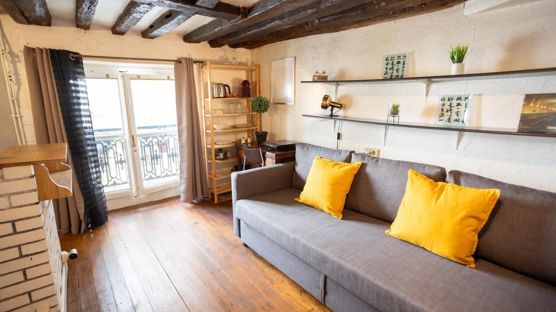 Studio Cosy Romantique En Plein Coeur De Paris Apartment 0*,  France